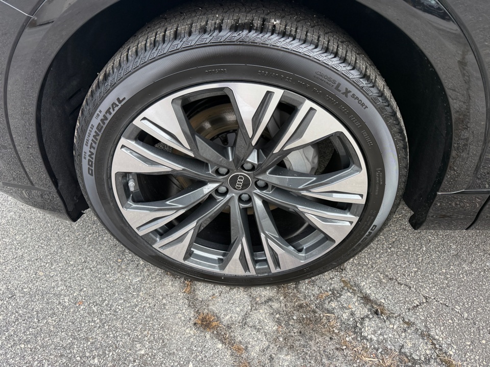 WA1EVBF14TD015773 2026 Audi Q8 Premium Plus 55 TFSI quattro Tiptronic