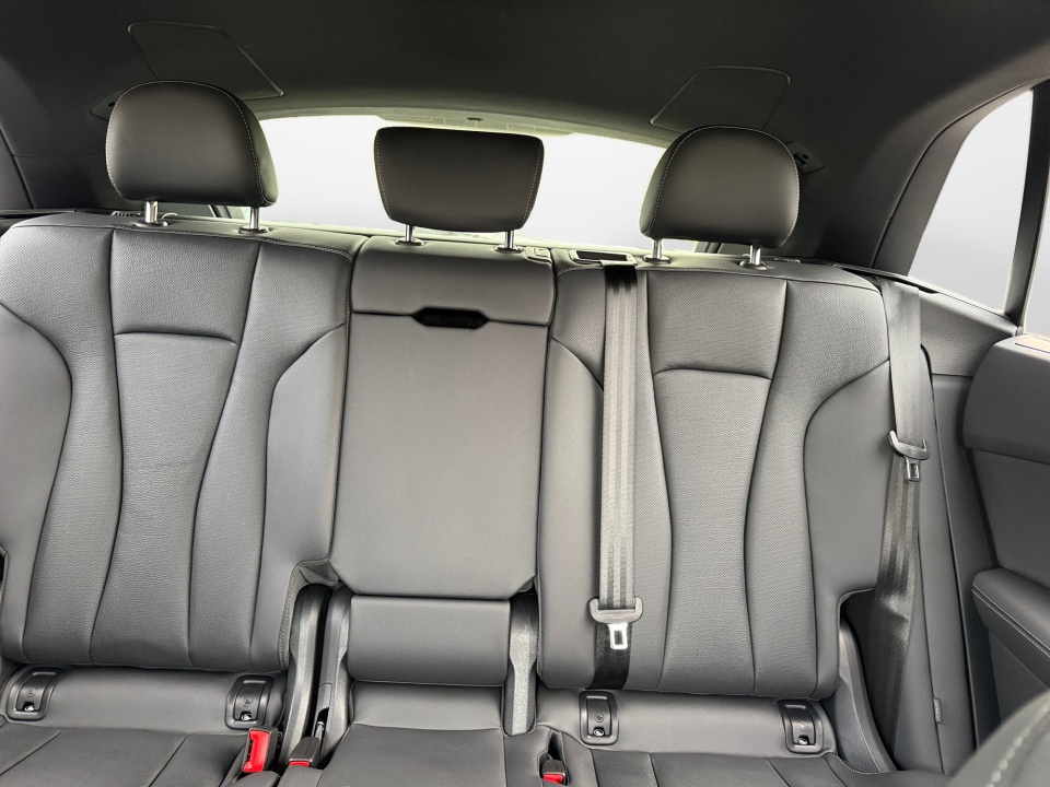 WA1EVBF15TD017323 2026 Audi Q8 Premium Plus 55 TFSI quattro Tiptronic