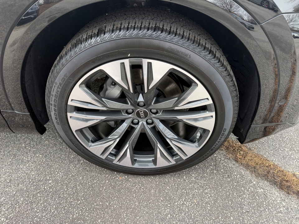 WA1EVBF15TD017323 2026 Audi Q8 Premium Plus 55 TFSI quattro Tiptronic