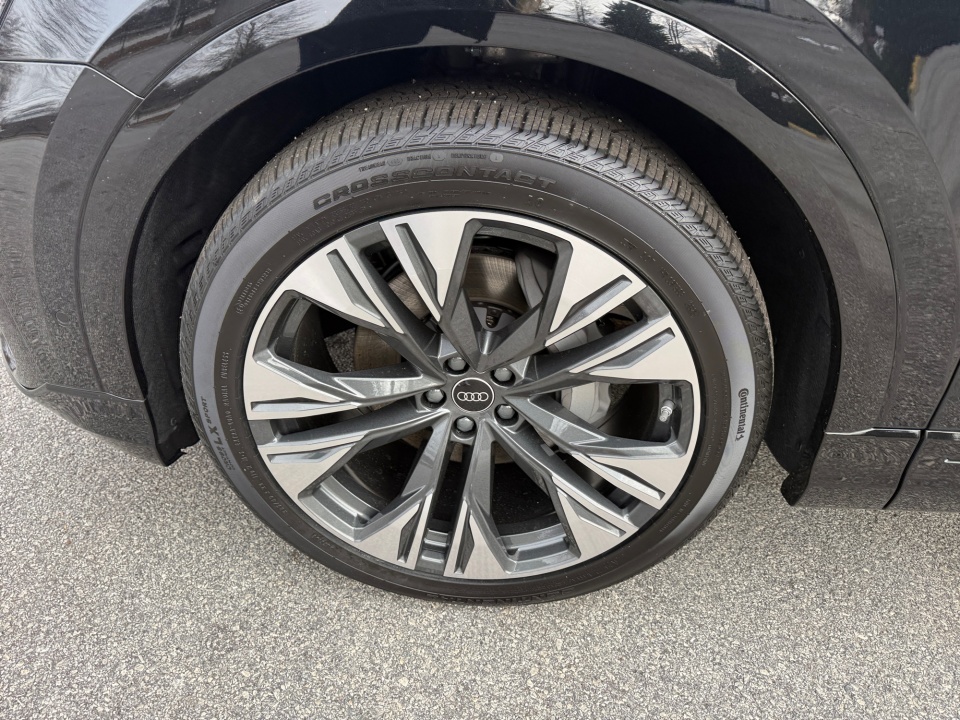 WA1EVBF15TD017323 2026 Audi Q8 Premium Plus 55 TFSI quattro Tiptronic