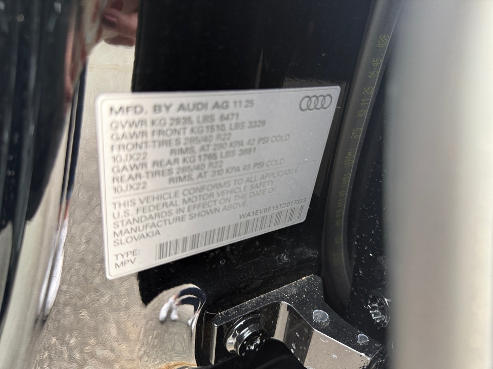 WA1EVBF15TD017323 2026 Audi Q8 Premium Plus 55 TFSI quattro Tiptronic