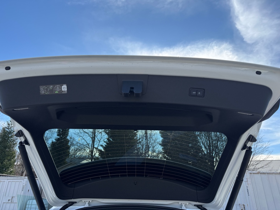 WA1EVBF18TD016490 2026 Audi Q8 Premium Plus 55 TFSI quattro Tiptronic