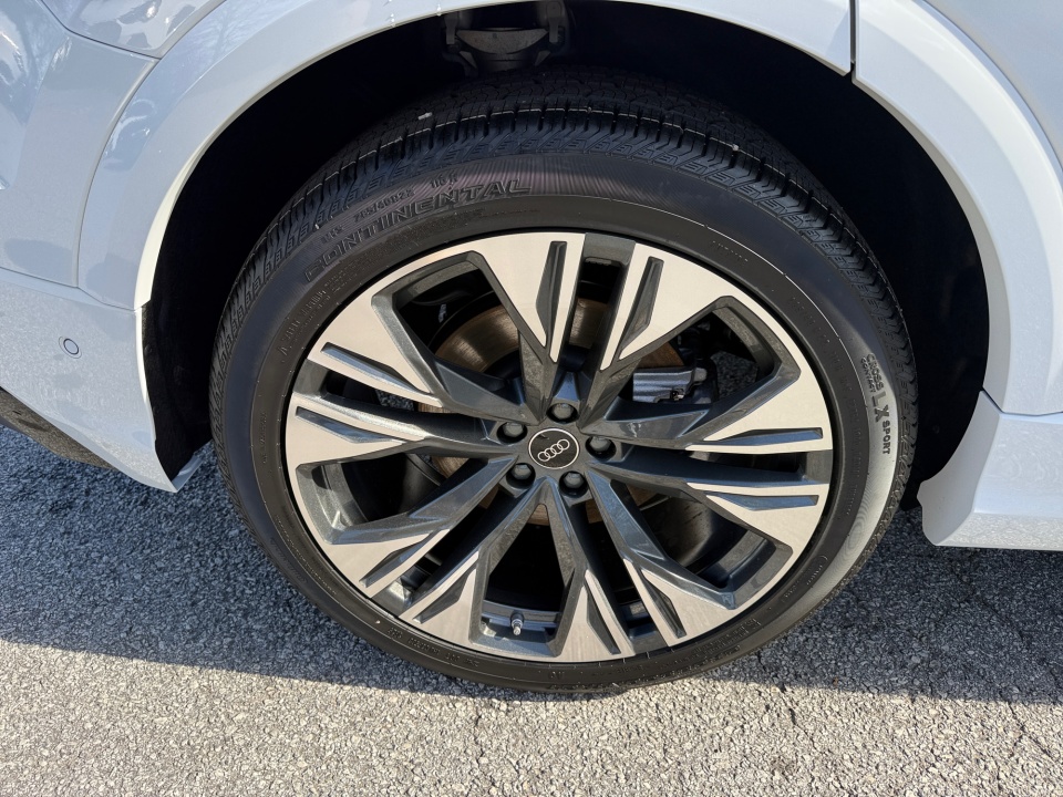 WA1EVBF18TD016490 2026 Audi Q8 Premium Plus 55 TFSI quattro Tiptronic