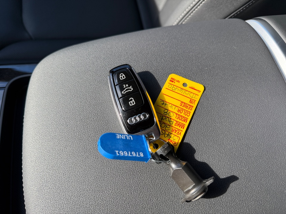 WA1EVBF18TD016490 2026 Audi Q8 Premium Plus 55 TFSI quattro Tiptronic