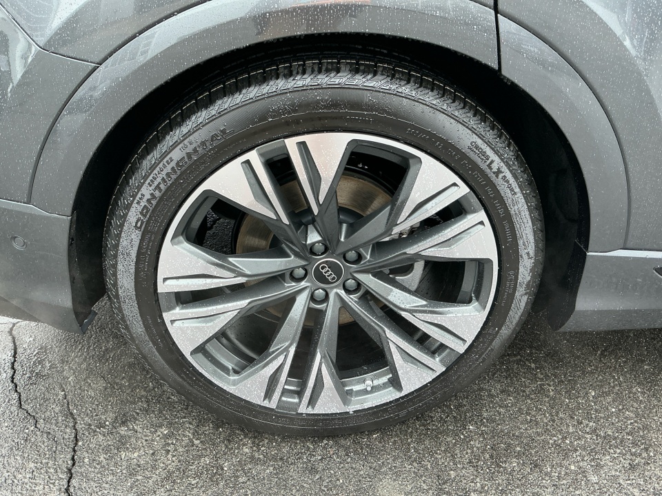 WA1EVBF18TD019499 2026 Audi Q8 Premium Plus 55 TFSI quattro Tiptronic