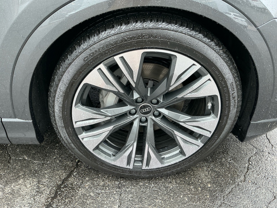 WA1EVBF18TD019499 2026 Audi Q8 Premium Plus 55 TFSI quattro Tiptronic