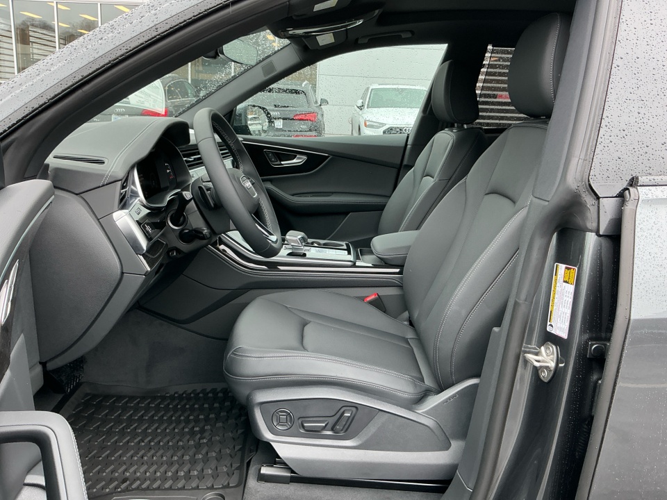 WA1EVBF18TD019499 2026 Audi Q8 Premium Plus 55 TFSI quattro Tiptronic