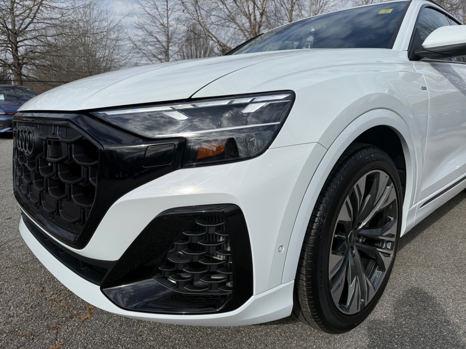WA1EVBF19TD017308 2026 Audi Q8 Premium Plus 55 TFSI quattro Tiptronic