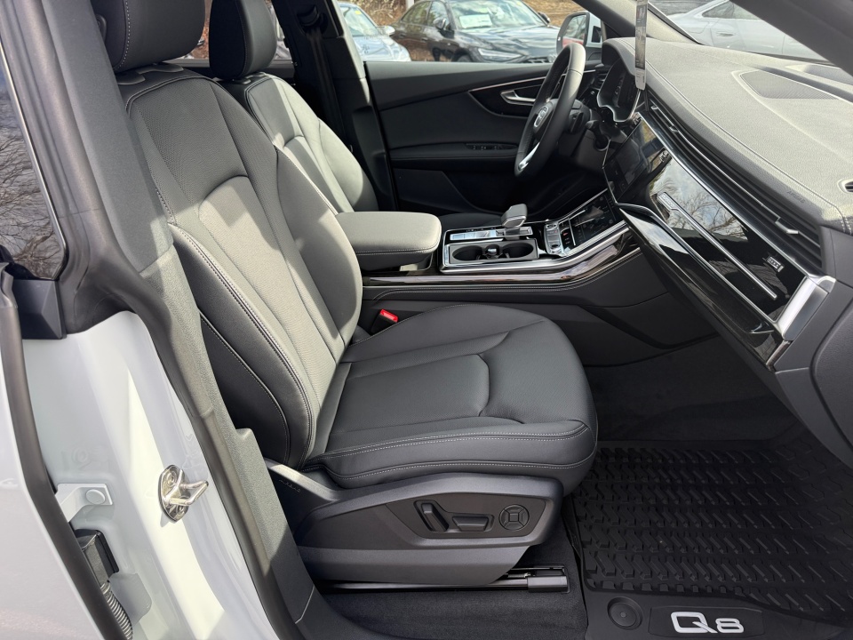 WA1EVBF19TD017308 2026 Audi Q8 Premium Plus 55 TFSI quattro Tiptronic