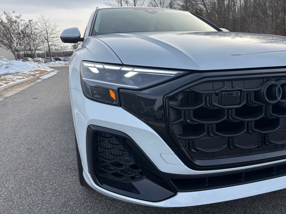 WA1EVBF19TD018006 2026 Audi Q8 Premium Plus 55 TFSI quattro Tiptronic