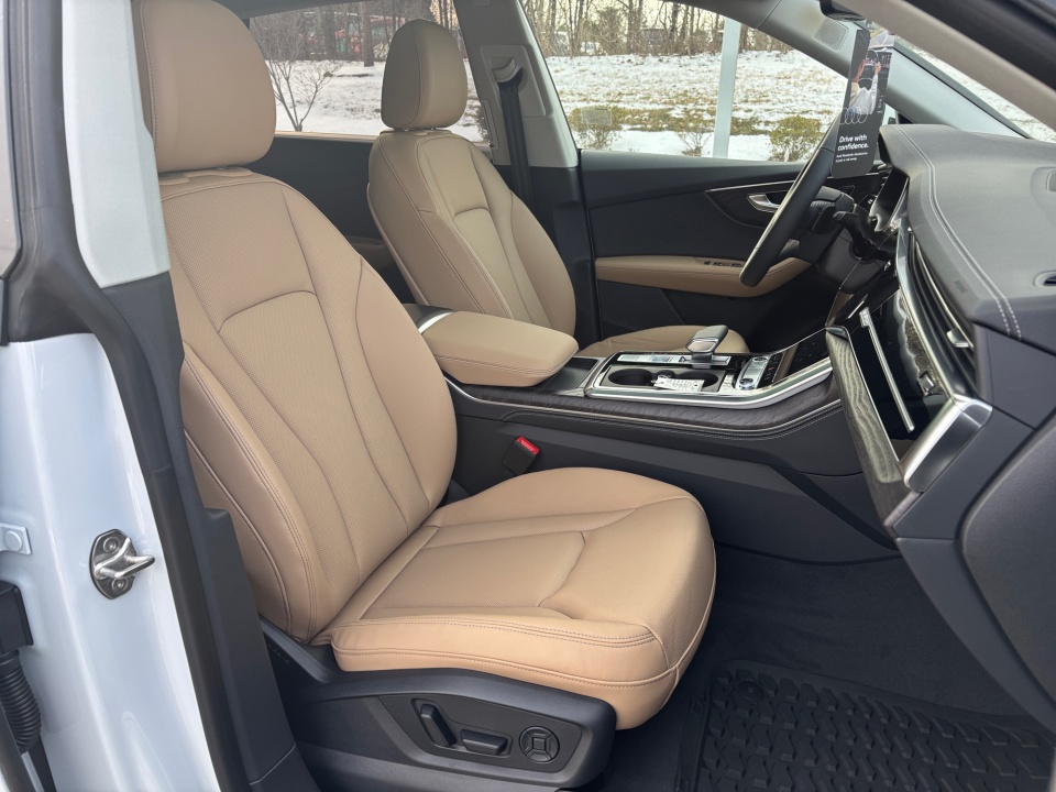 WA1EVBF19TD018006 2026 Audi Q8 Premium Plus 55 TFSI quattro Tiptronic