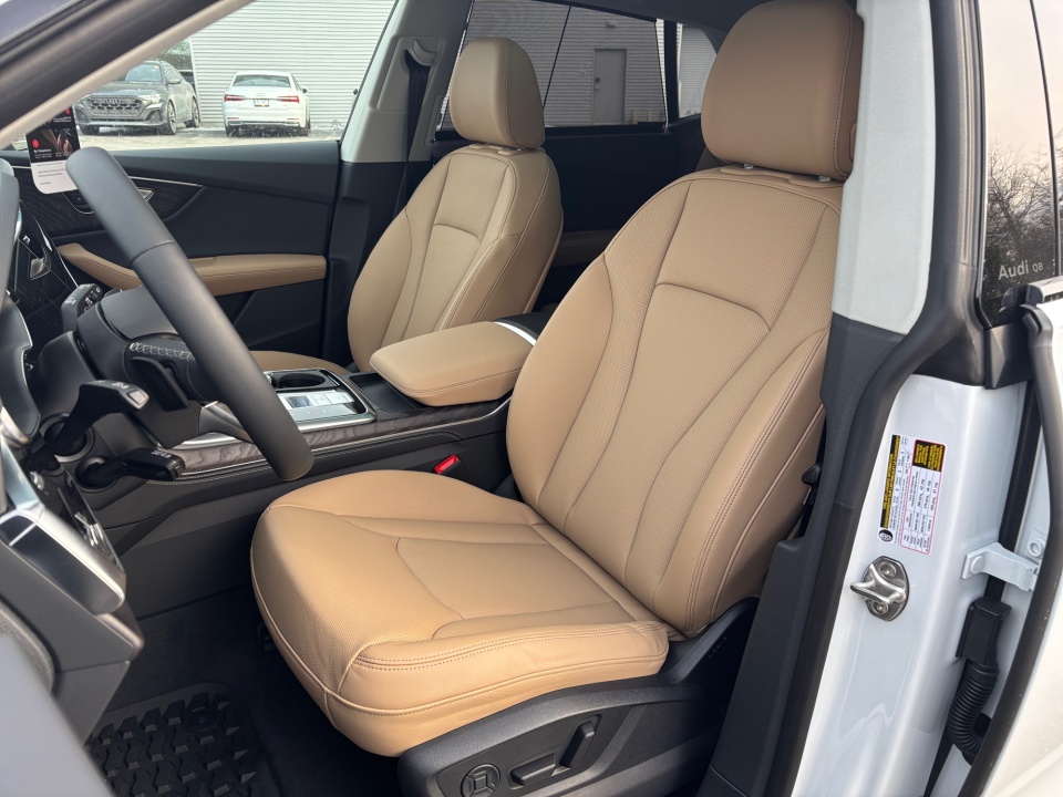 WA1EVBF19TD018006 2026 Audi Q8 Premium Plus 55 TFSI quattro Tiptronic