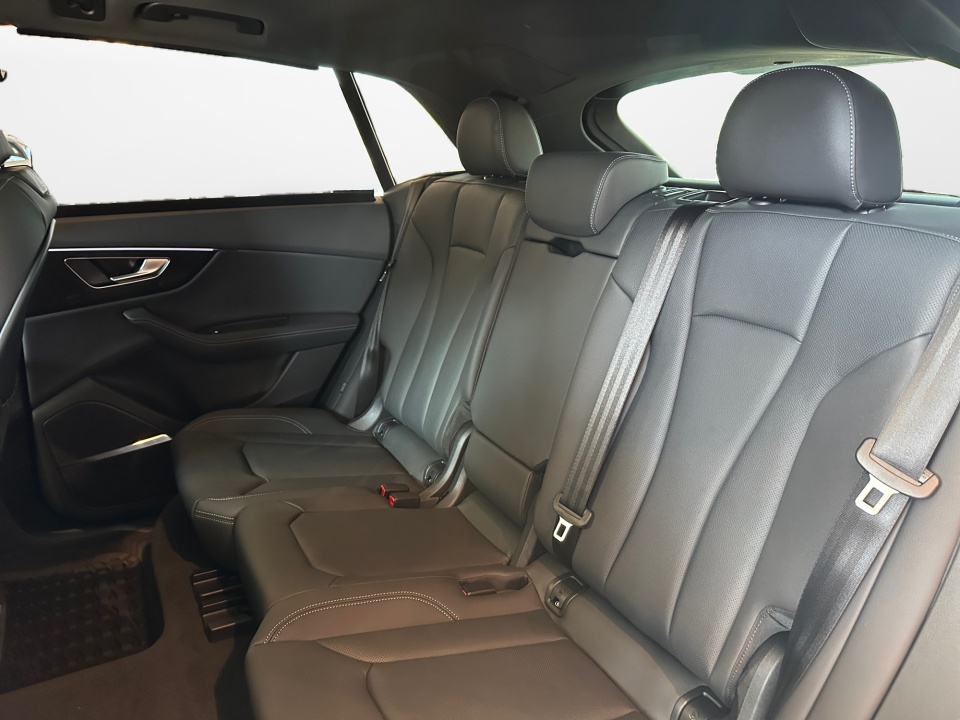 WA1EVBF1XTD024378 2026 Audi Q8 Premium Plus 55 TFSI quattro Tiptronic