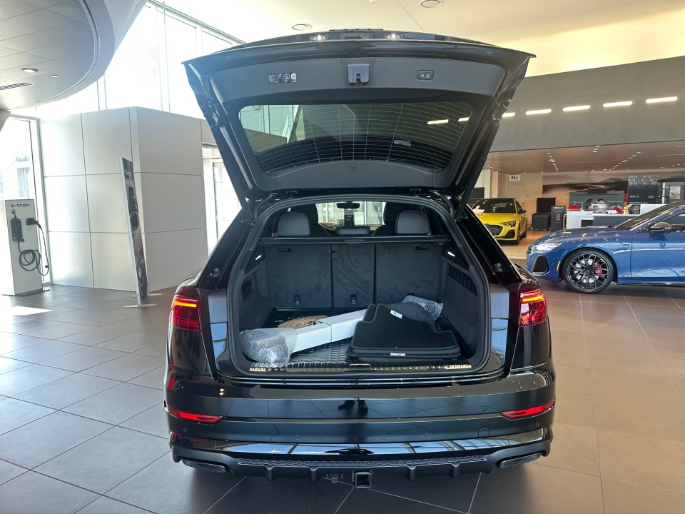 WA1EVBF1XTD024378 2026 Audi Q8 Premium Plus 55 TFSI quattro Tiptronic