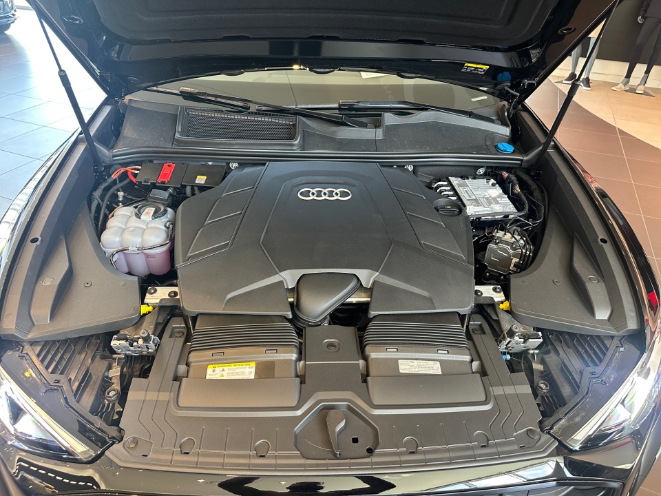 WA1EVBF1XTD024378 2026 Audi Q8 Premium Plus 55 TFSI quattro Tiptronic