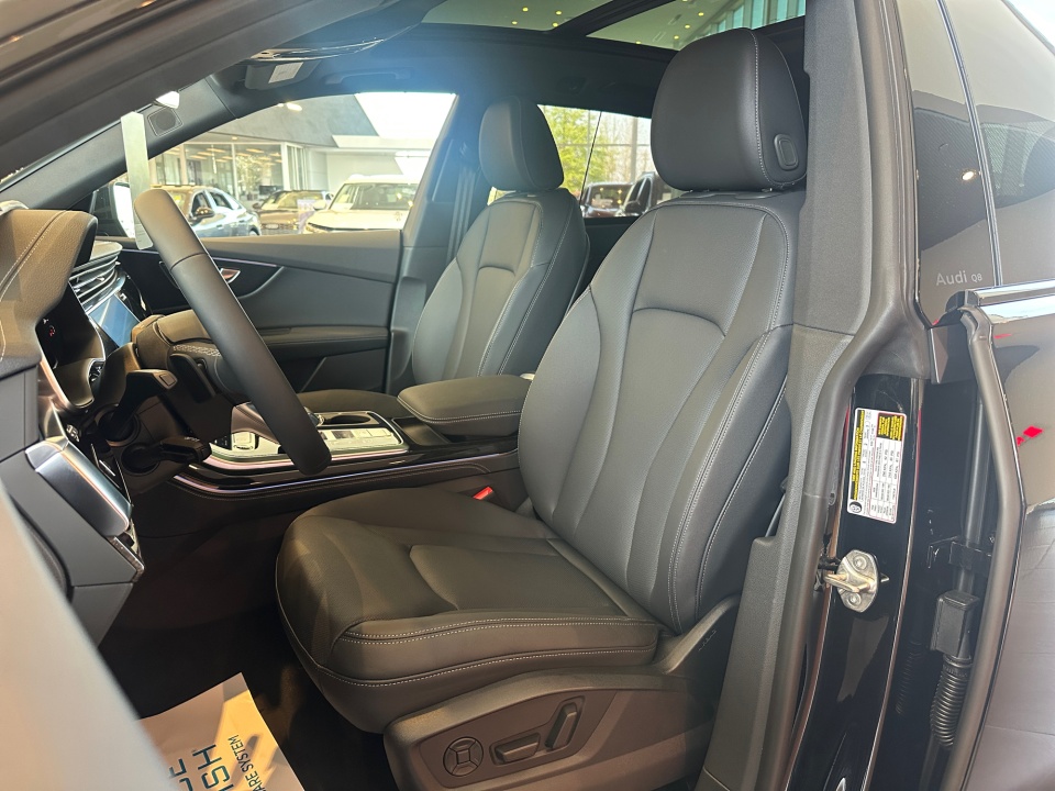 WA1EVBF1XTD024378 2026 Audi Q8 Premium Plus 55 TFSI quattro Tiptronic