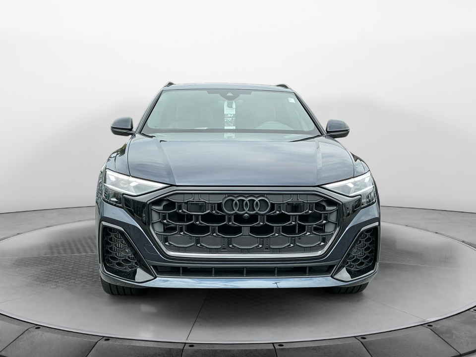 WA1EVBF1XTD036014 2026 Audi Q8 Premium Plus