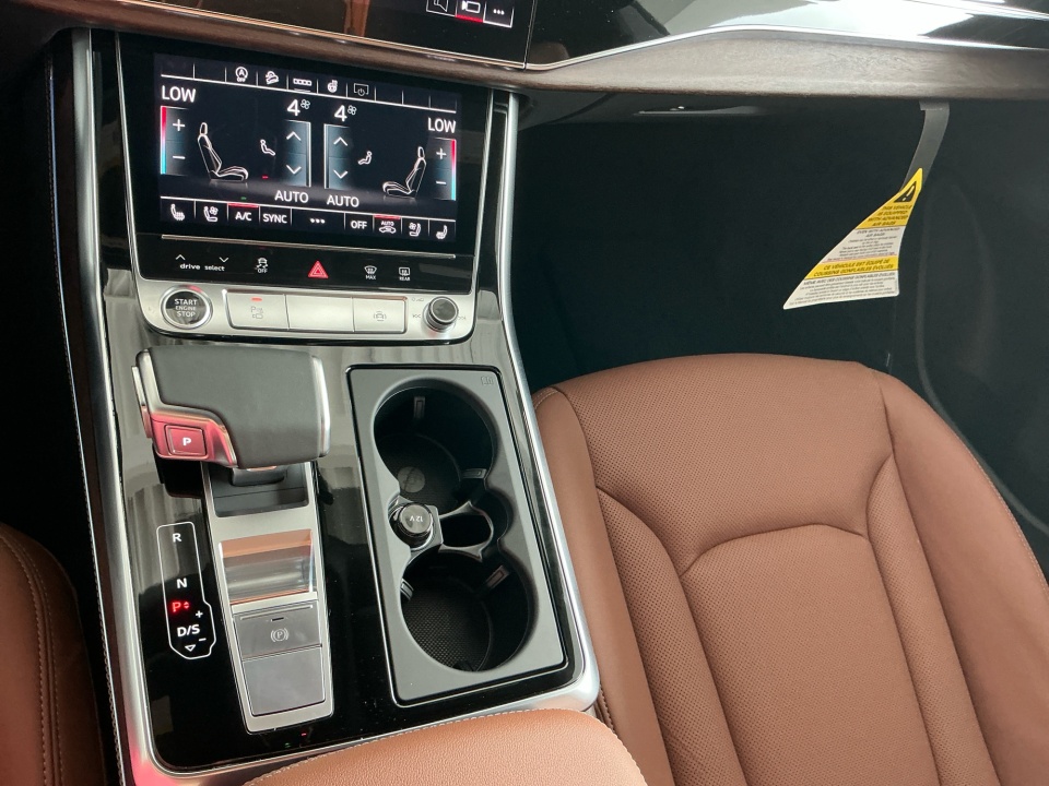 WA1EVBF1XTD036014 2026 Audi Q8 Premium Plus