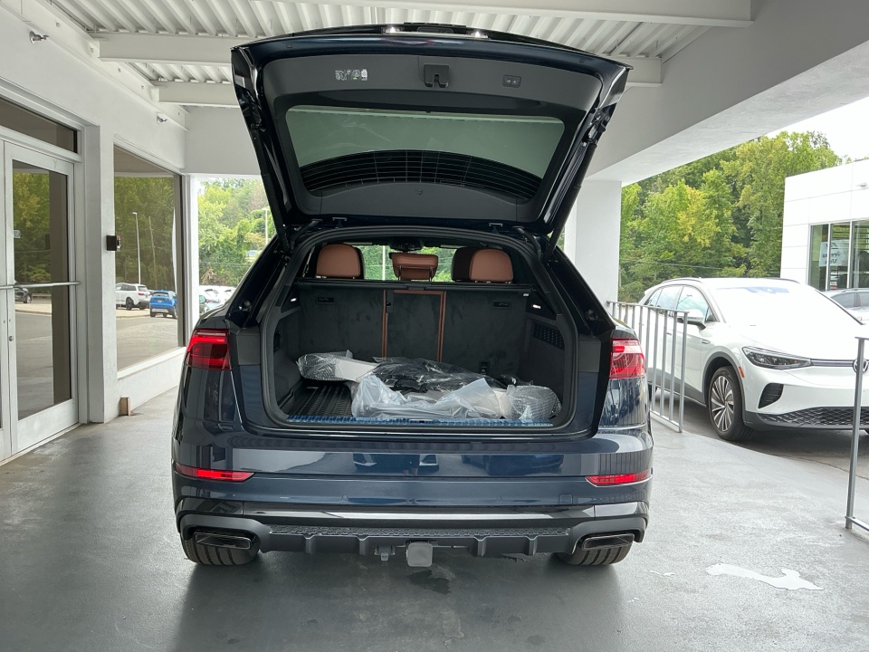 WA1EVBF1XTD036014 2026 Audi Q8 Premium Plus