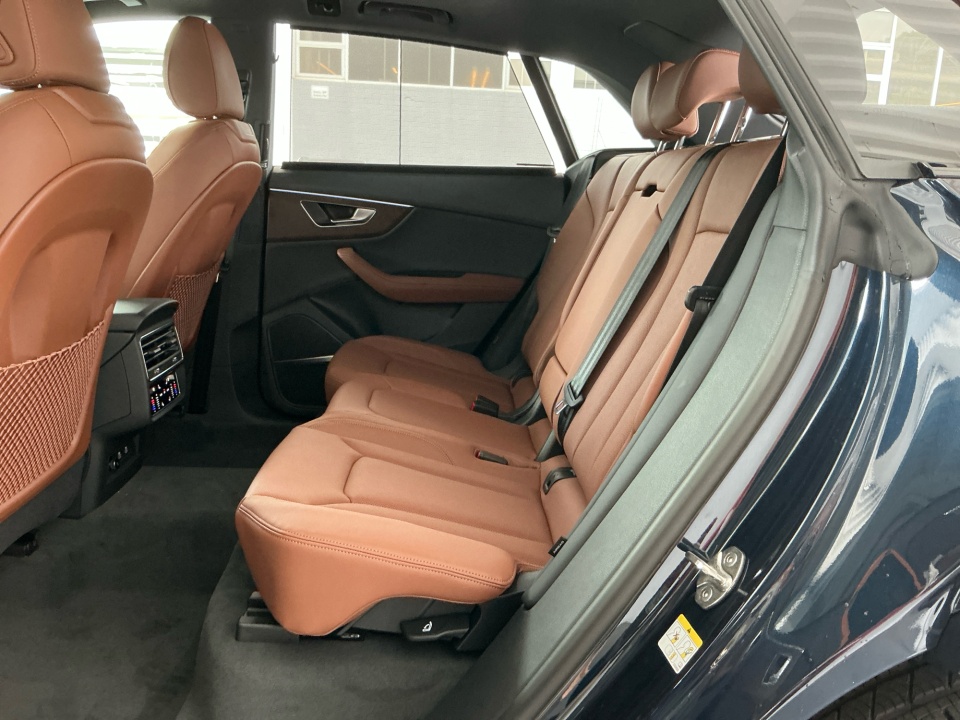 WA1EVBF1XTD036014 2026 Audi Q8 Premium Plus