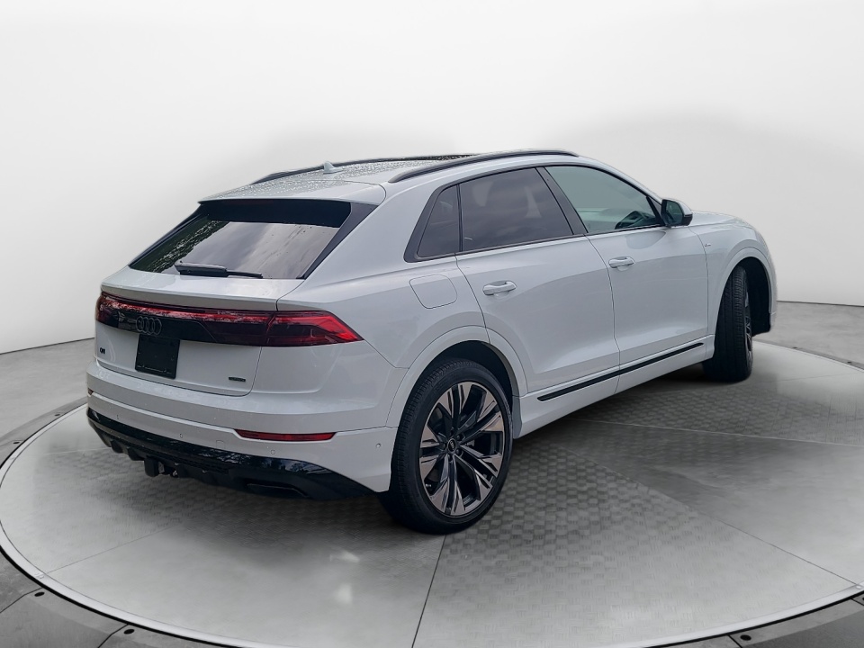 WA1EVBF1XVD003856 2027 Audi Q8 Premium Plus
