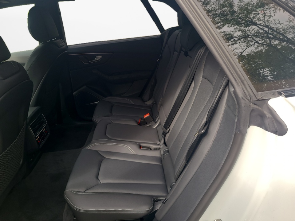 WA1EVBF1XVD003856 2027 Audi Q8 Premium Plus