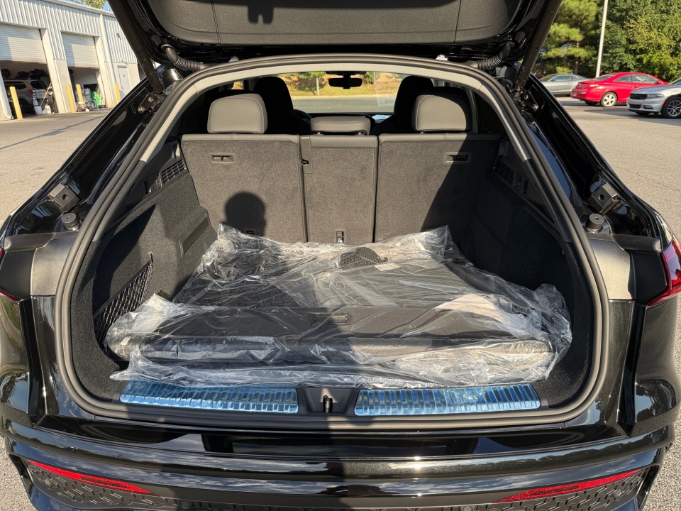 WA1FAAGU1T2060877 2026 Audi Q5 Sportback Prestige