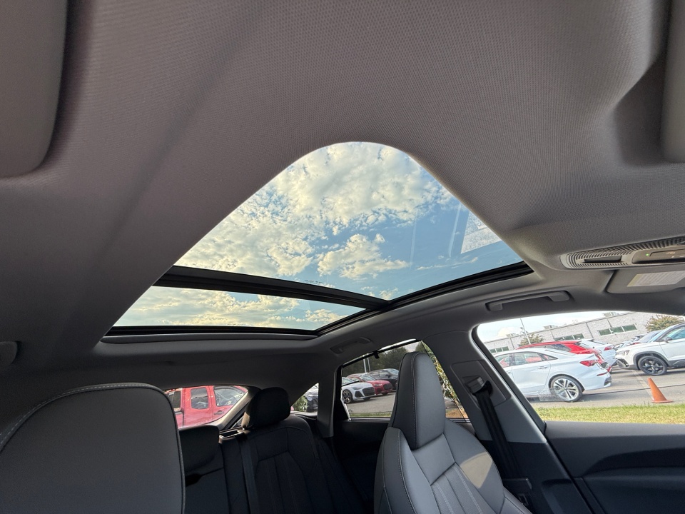 WA1FAAGU1T2060877 2026 Audi Q5 Sportback Prestige