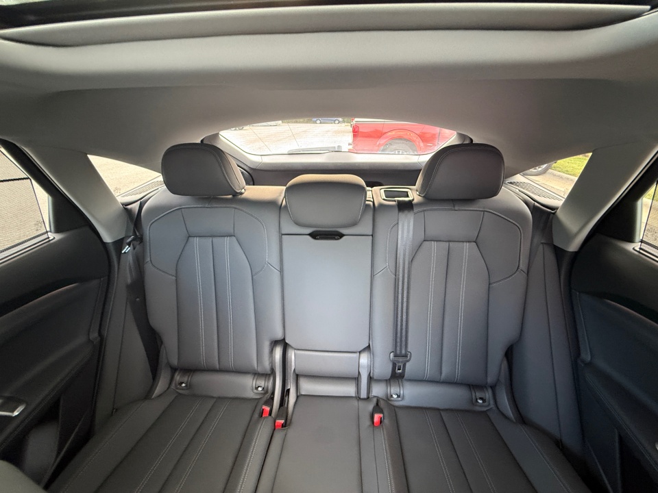 WA1FAAGU1T2060877 2026 Audi Q5 Sportback Prestige