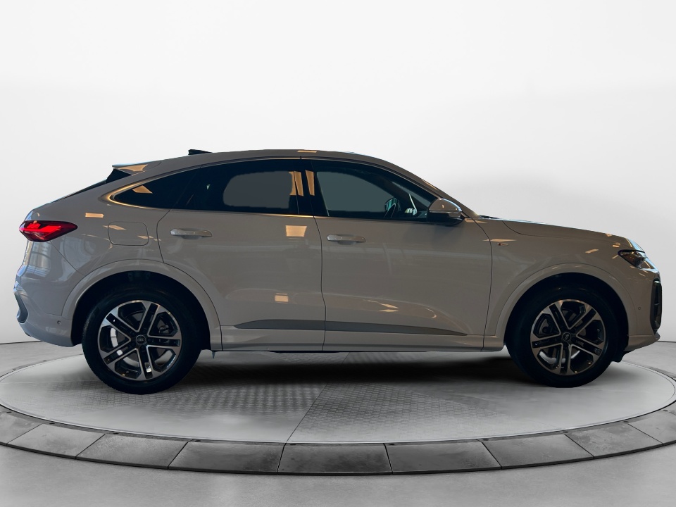 WA1FAAGU8S2088321 2025 Audi All-new Q5 Prestige TFSI quattro S tronic