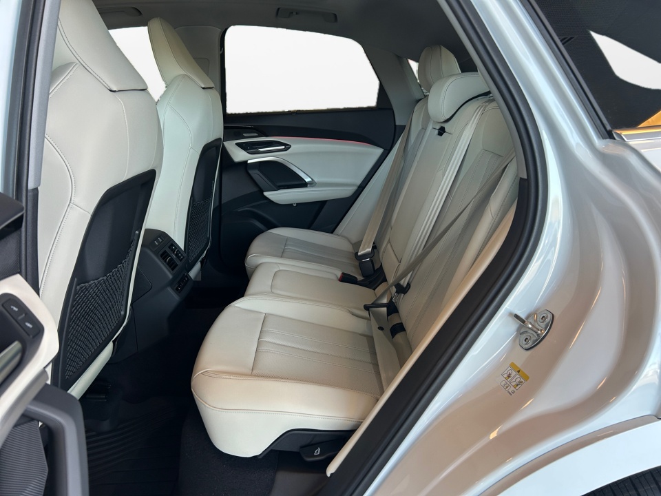 WA1FAAGU8S2088321 2025 Audi All-new Q5 Prestige TFSI quattro S tronic