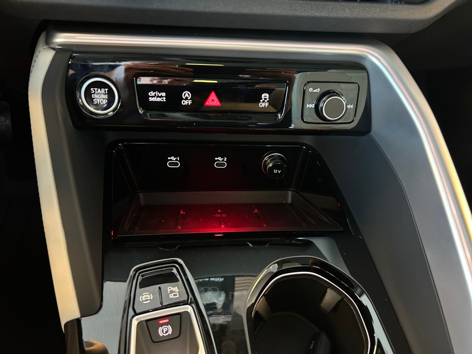 WA1FAAGU8S2088321 2025 Audi All-new Q5 Prestige TFSI quattro S tronic