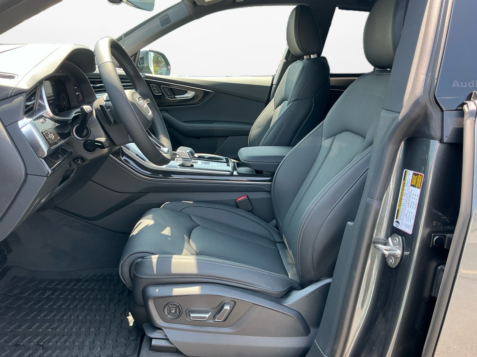 WA1FVBF16TD034474 2026 Audi Q8 Prestige