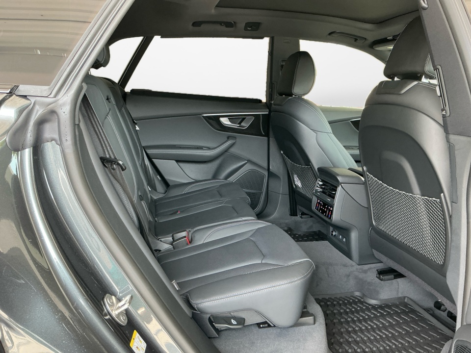 WA1FVBF16TD034474 2026 Audi Q8 Prestige