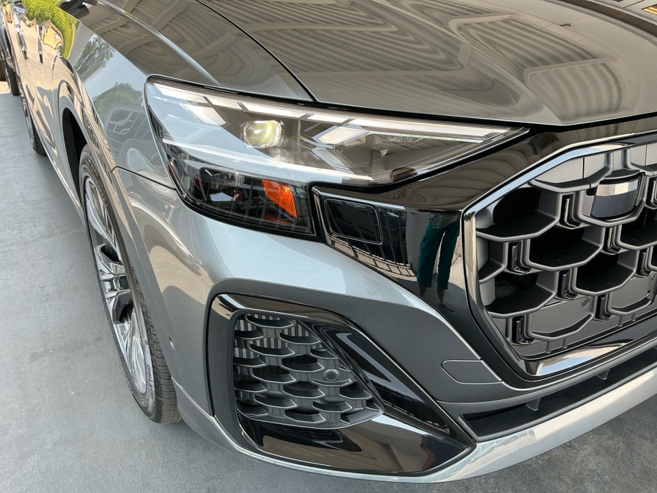 WA1FVBF16TD034474 2026 Audi Q8 Prestige