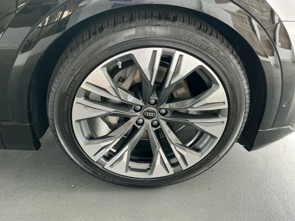 WA1FVBF1XTD033408 2026 Audi Q8 Prestige