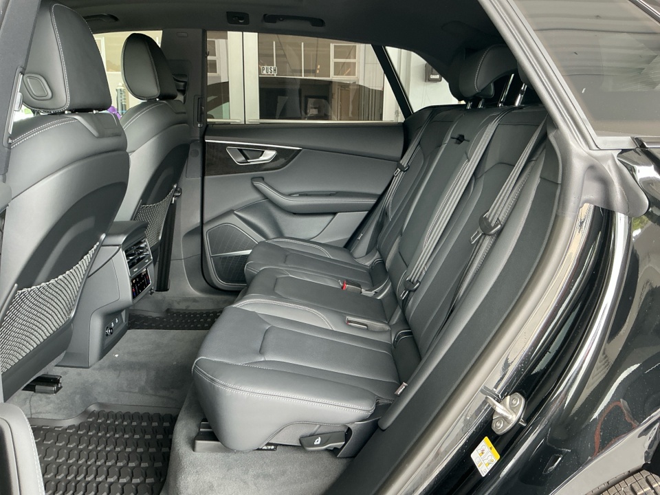 WA1FVBF1XTD033408 2026 Audi Q8 Prestige