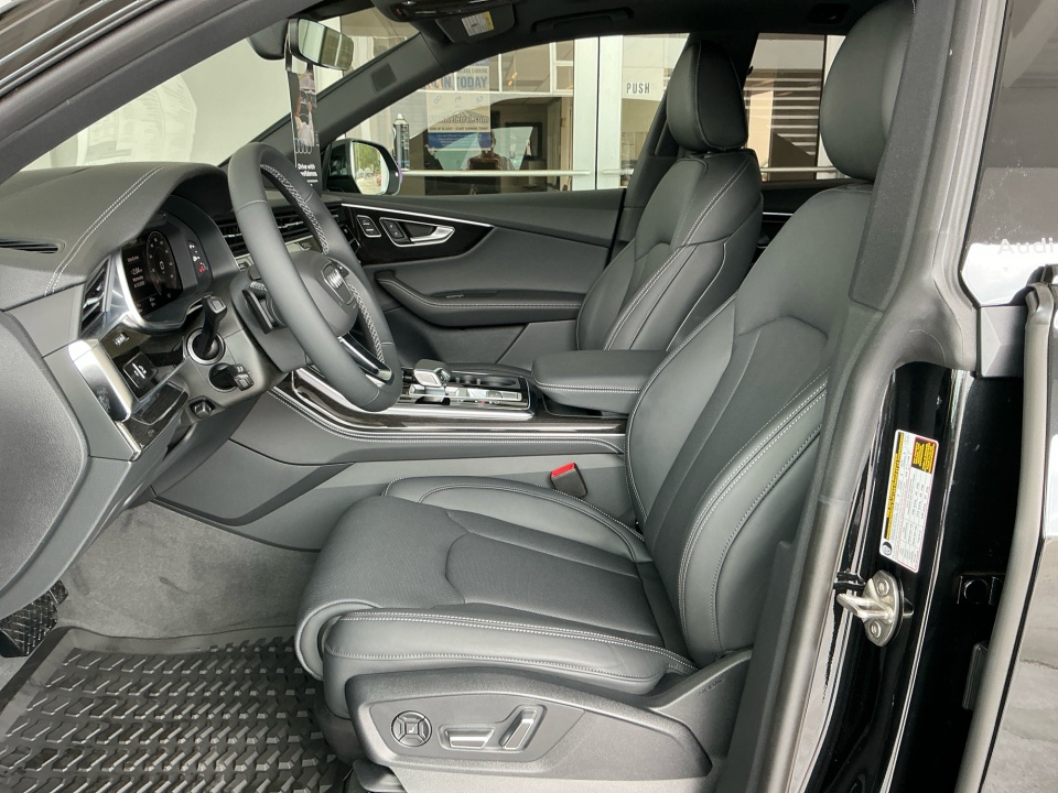 WA1FVBF1XTD033408 2026 Audi Q8 Prestige