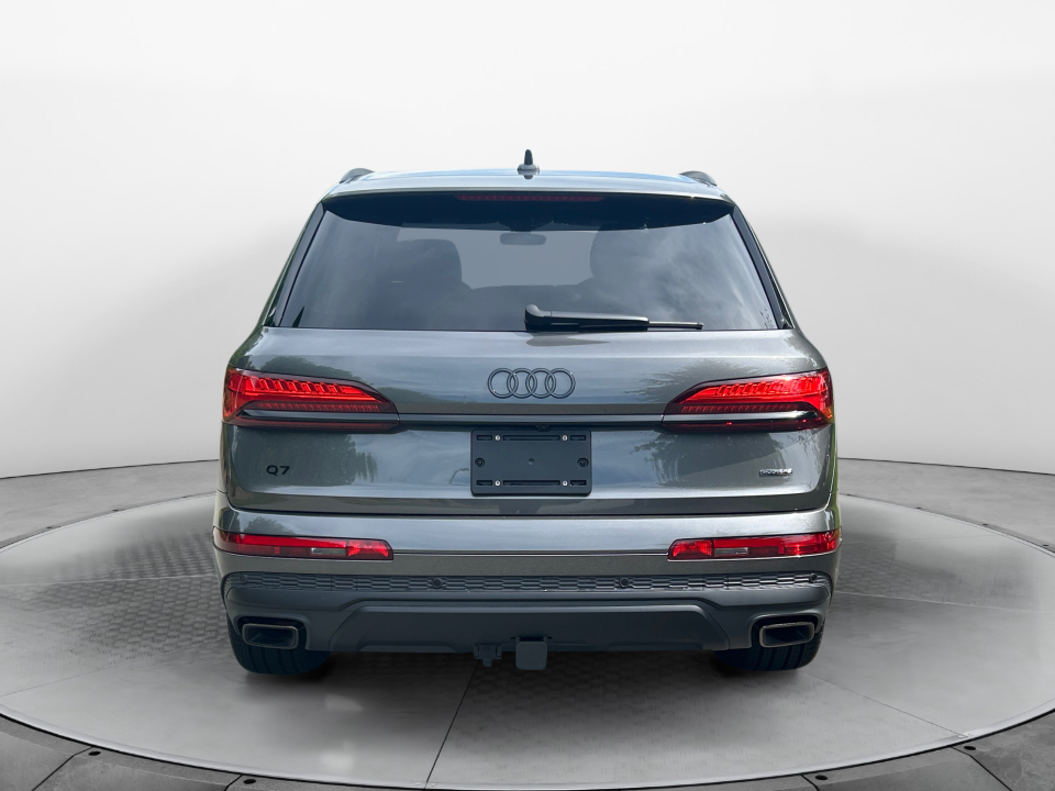 WA1LCBF76TD015890 2026 Audi Q7 Premium Plus