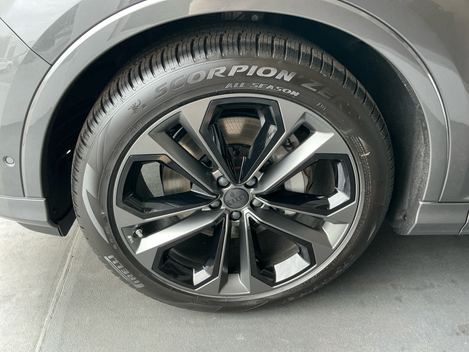 WA1LVBF73TD008597 2026 Audi Q7 Premium Plus 55 TFSI quattro tiptronic
