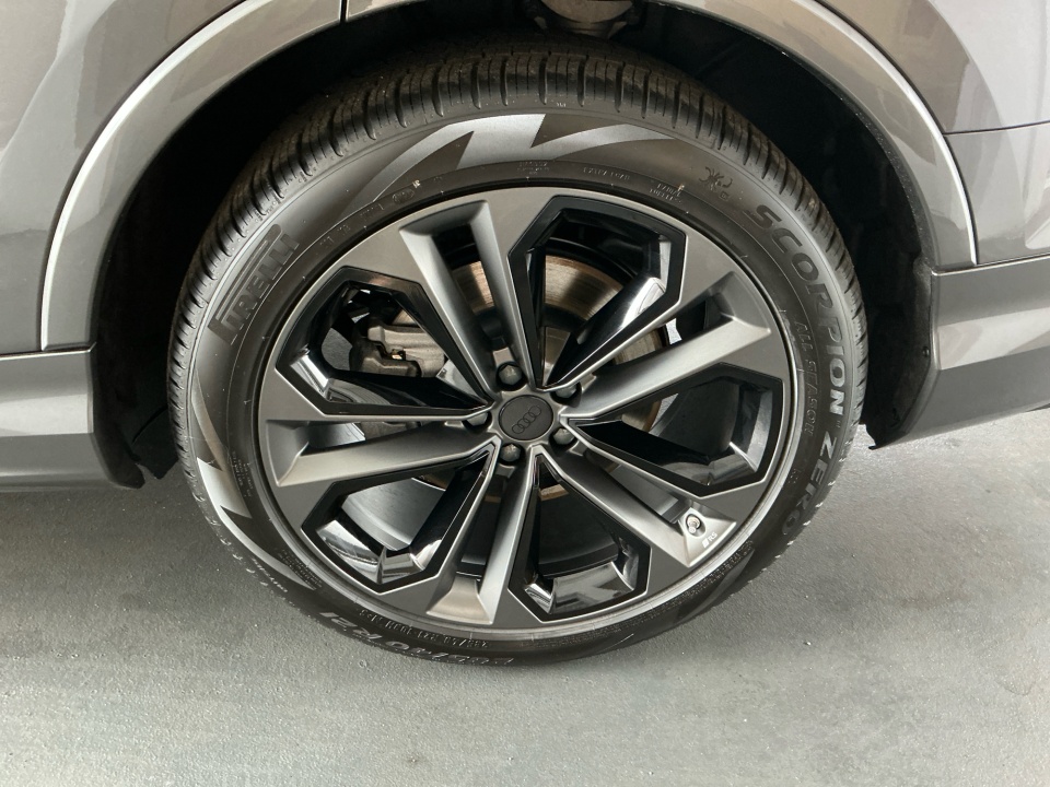 WA1LVBF73TD008597 2026 Audi Q7 Premium Plus 55 TFSI quattro tiptronic