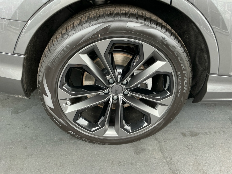 WA1LVBF73TD008597 2026 Audi Q7 Premium Plus 55 TFSI quattro tiptronic