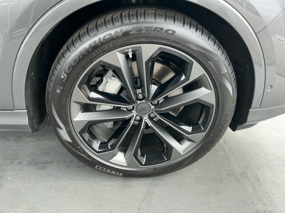 WA1LVBF73TD008597 2026 Audi Q7 Premium Plus 55 TFSI quattro tiptronic