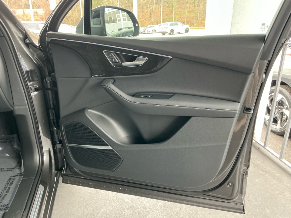 WA1LVBF73TD008597 2026 Audi Q7 Premium Plus 55 TFSI quattro tiptronic