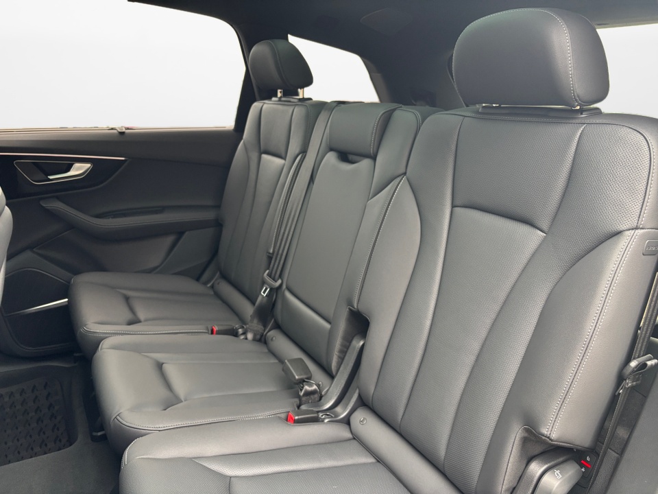 WA1LVBF74TD006695 2026 Audi Q7 Premium Plus 55 TFSI quattro tiptronic