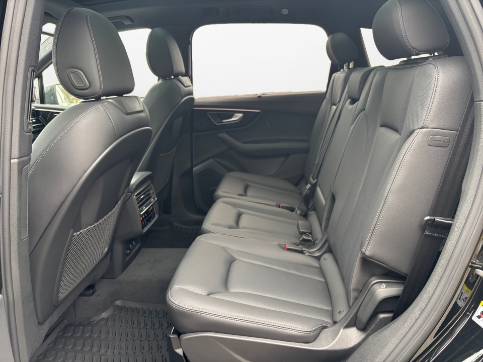 WA1LVBF74TD006695 2026 Audi Q7 Premium Plus 55 TFSI quattro tiptronic