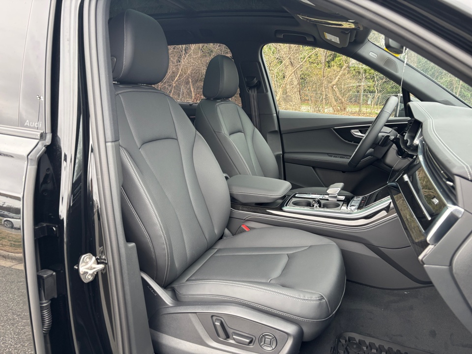 WA1LVBF74TD006695 2026 Audi Q7 Premium Plus 55 TFSI quattro tiptronic