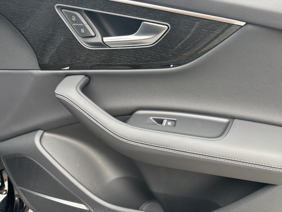 WA1LVBF74TD006695 2026 Audi Q7 Premium Plus 55 TFSI quattro tiptronic