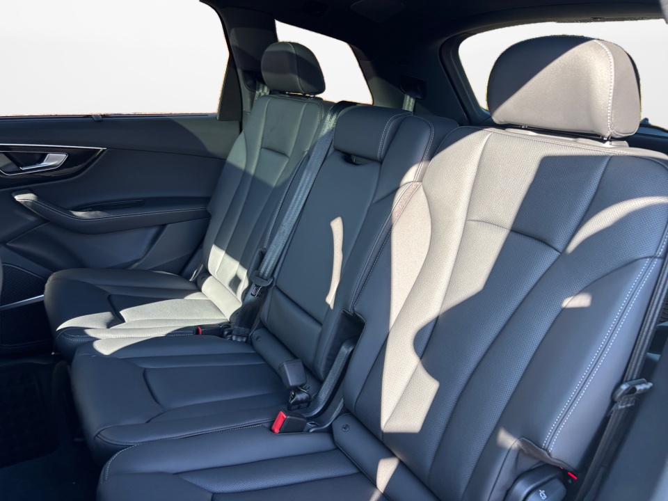 WA1LVBF75TD007225 2026 Audi Q7 Premium Plus 55 TFSI quattro tiptronic