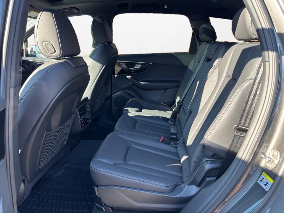 WA1LVBF75TD007225 2026 Audi Q7 Premium Plus 55 TFSI quattro tiptronic